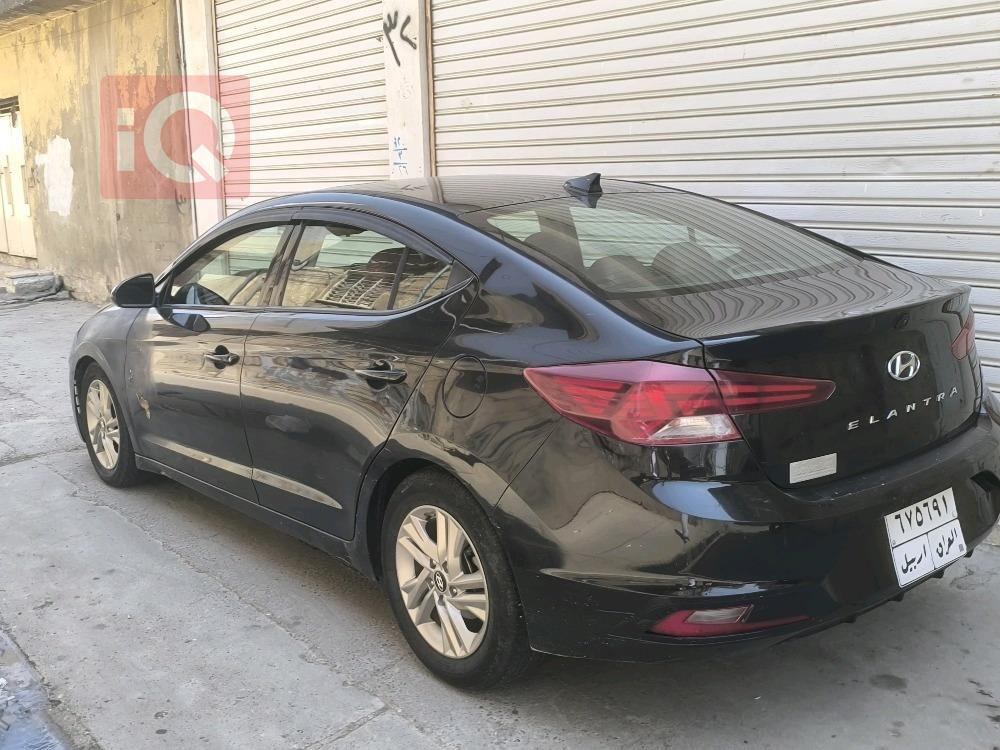 هيونداي النترا